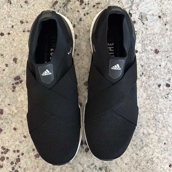 adidas Ultraboost Black Slip On - Picture 2 of 12